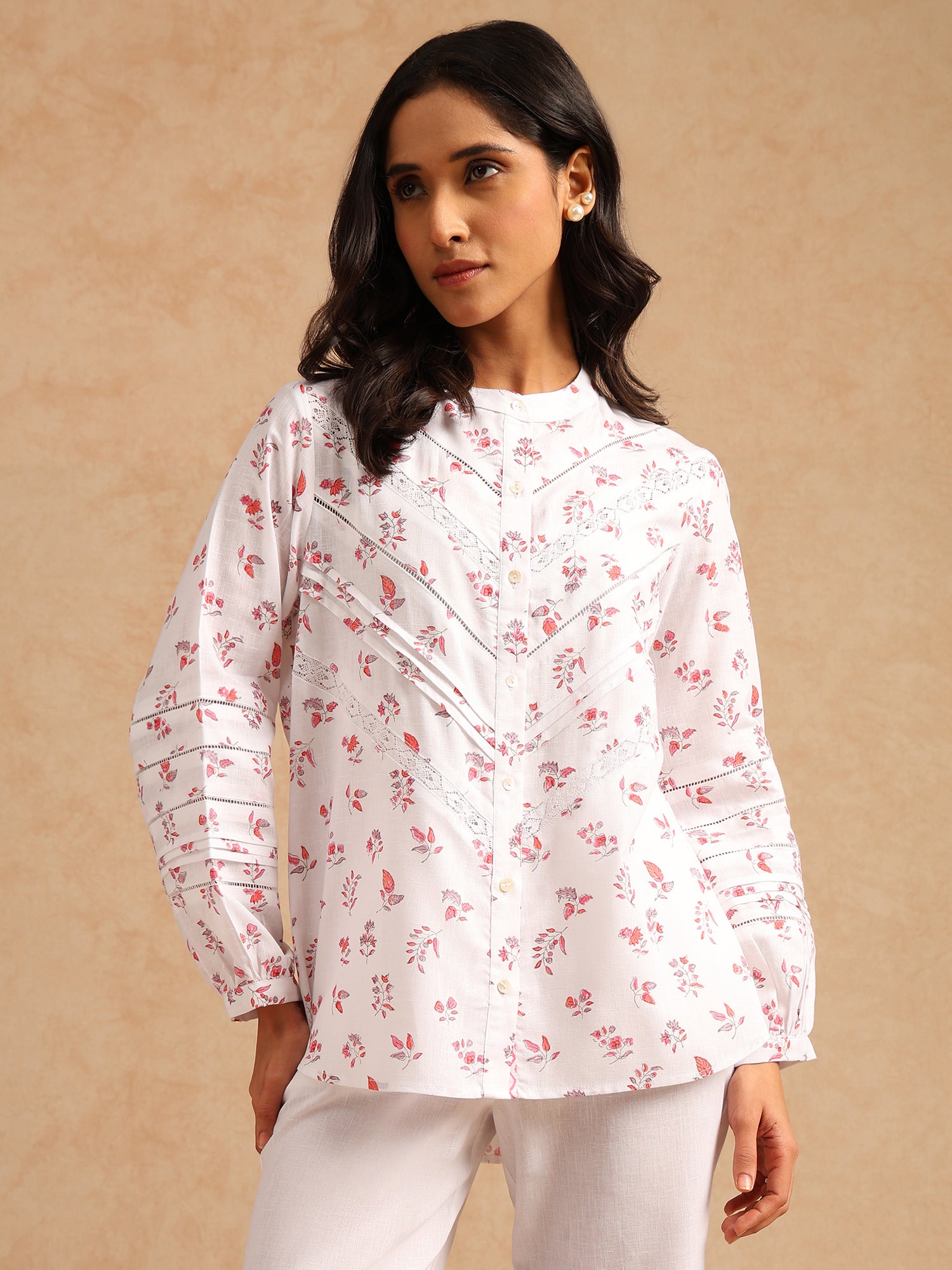 Inaya Top
