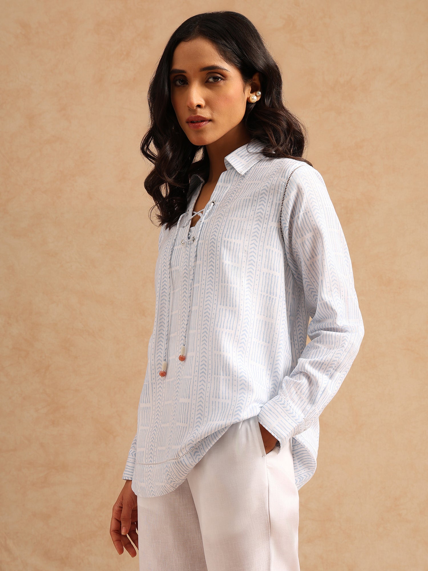 Isidora Top