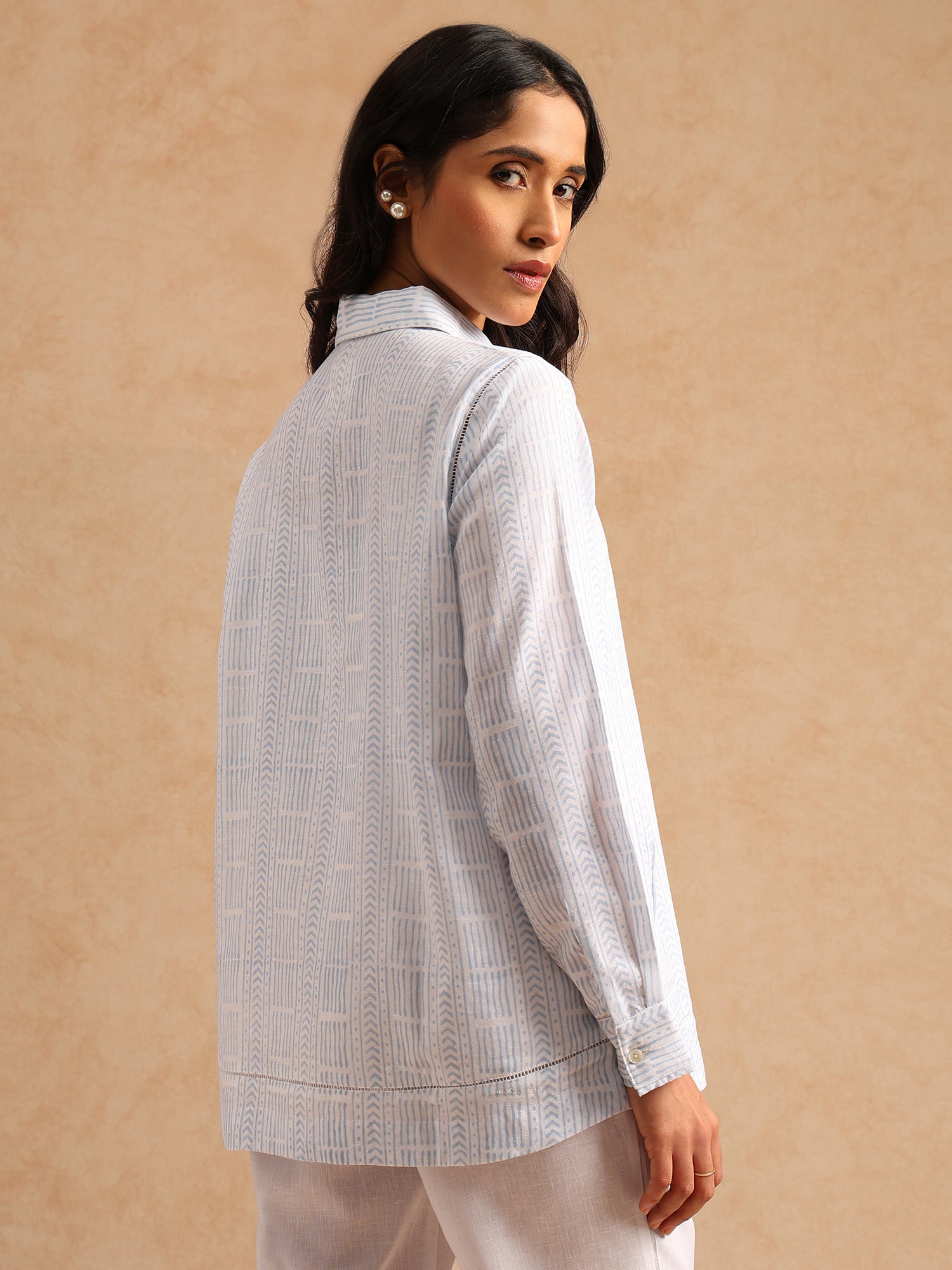 Isidora Top